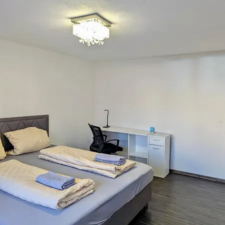 Siyen Three Private With 24h Check-in *